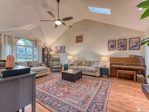 15033 Shadowood, Monroe, MI 48161 photo 5