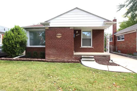 22836 Courtland, Eastpointe, MI 48021