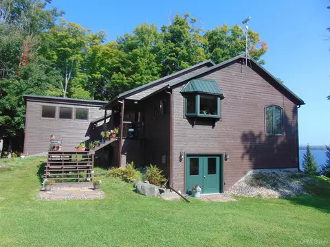 21194 Vick S, L'anse, MI 49946 photo 60