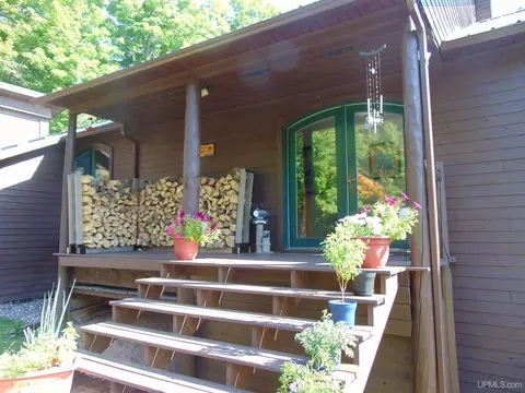 21194 Vick S, L'anse, MI 49946 photo 56
