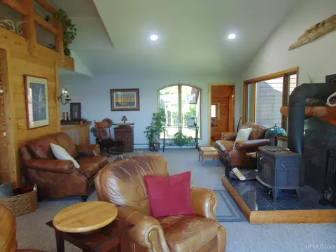 21194 Vick S, L'anse, MI 49946 photo 19