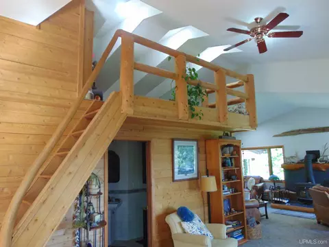 21194 Vick S, L'anse, MI 49946 photo 22
