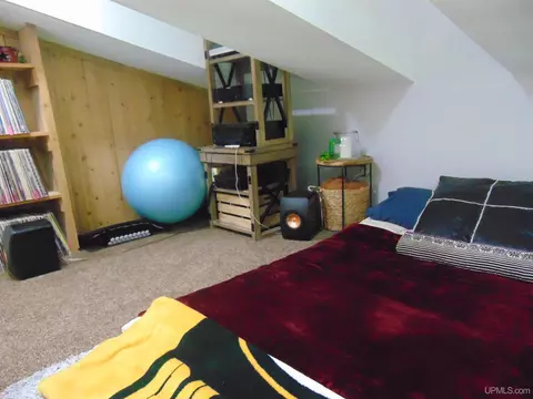 21194 Vick S, L'anse, MI 49946 photo 25