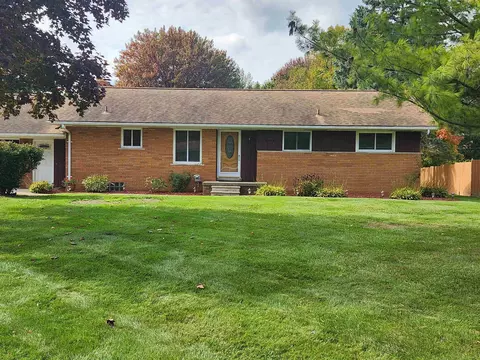 36639 Eaton, Clinton Township, MI 48035