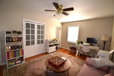 855 Harcourt, Grosse Pointe Park, MI 48230 photo 41