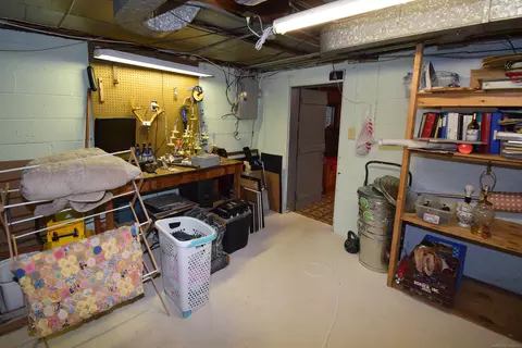 855 Harcourt, Grosse Pointe Park, MI 48230 photo 54