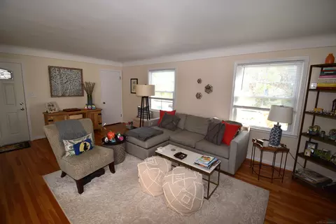 855 Harcourt, Grosse Pointe Park, MI 48230 photo 25