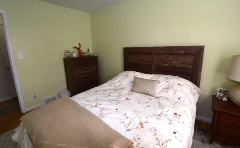 855 Harcourt, Grosse Pointe Park, MI 48230 photo 36
