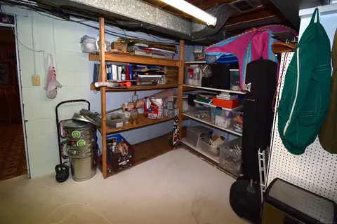 855 Harcourt, Grosse Pointe Park, MI 48230 photo 55