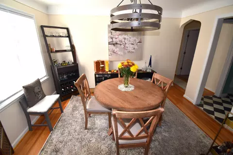 855 Harcourt, Grosse Pointe Park, MI 48230 photo 29