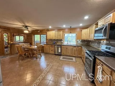 24380 Co Rd 476, Ishpeming, MI 49849 photo 25