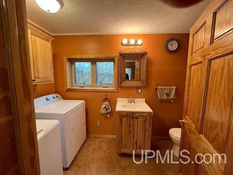 24380 Co Rd 476, Ishpeming, MI 49849 photo 22