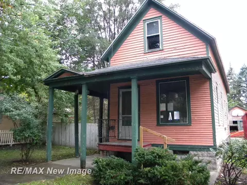 1409 Woodmere, Bay City, MI 48708