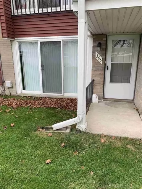 305 Sunset, Saint Clair Shores, MI 48082