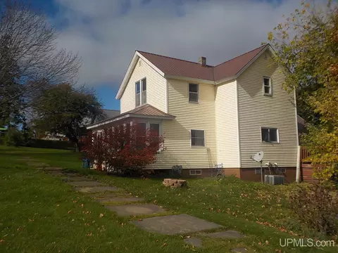 306 Marquette, Crystal Falls, MI 49920