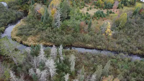 1040 River Rdg, Ishpeming, MI 49848 photo 3