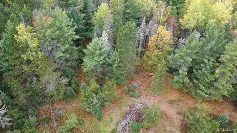 1040 River Rdg, Ishpeming, MI 49848 photo 8