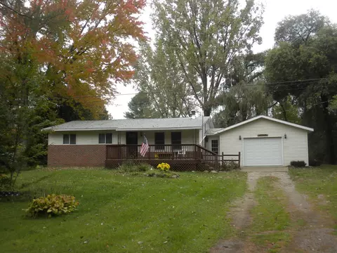 3700 Waltan, Vassar, MI 48768