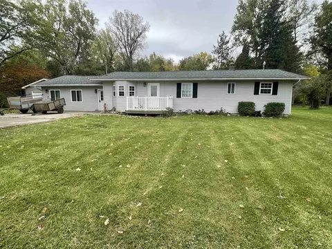 601 W W Riv, Kawkawlin, MI 48631