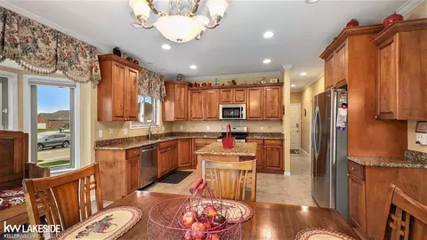 50331 Cheltenham, Macomb, MI 48044 photo 10