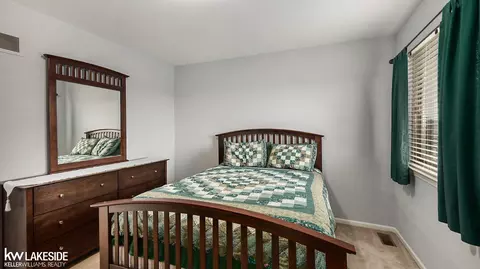 50331 Cheltenham, Macomb, MI 48044 photo 22