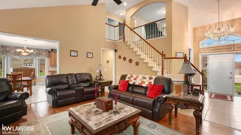 50331 Cheltenham, Macomb, MI 48044 photo 4