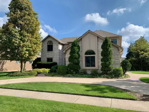 49470 Parkside, Macomb, MI 48044