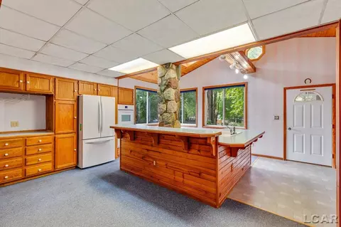 632 State, Adrian, MI 49221 photo 11