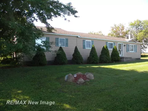 266 E Henderson, Owosso, MI 48867 photo 20