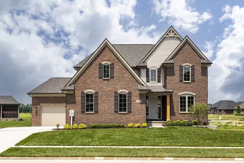 16981 Glenhurst #187, Macomb, MI 48044