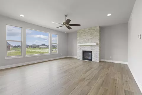 16981 Glenhurst #187, Macomb, MI 48044 photo 12