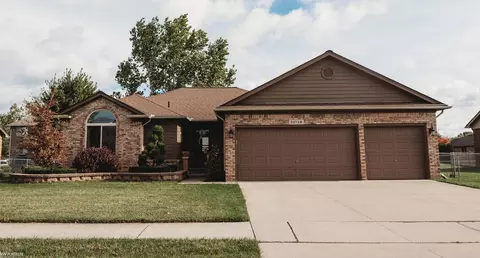 51718 Huntley, New Baltimore, MI 48047