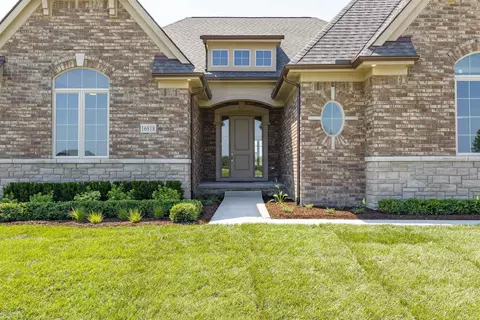 16818 Glenhurst #197, Macomb, MI 48044 photo 8