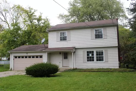 6162 W W Ct, Flint, MI 48532