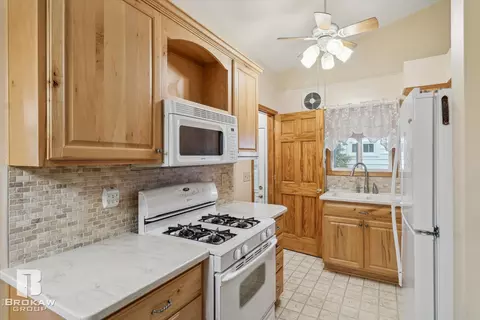 424 Sequoia, Davison, MI 48423 photo 10