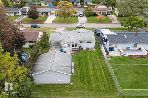 424 Sequoia, Davison, MI 48423 photo 28