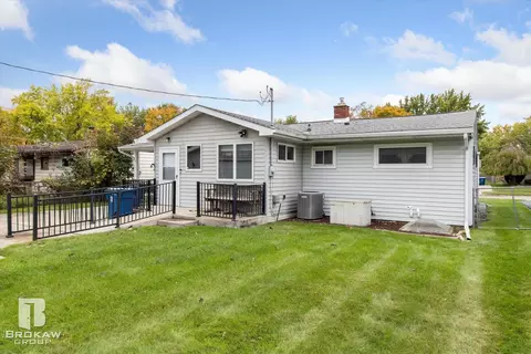 424 Sequoia, Davison, MI 48423 photo 24