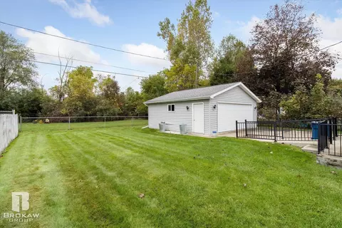 424 Sequoia, Davison, MI 48423 photo 25