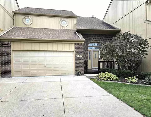 2191 Crystal, Rochester Hills, MI 48309