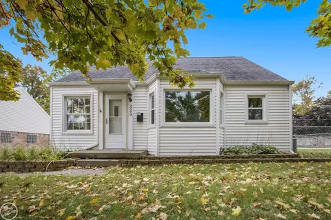 329 Park, Yale, MI 48097