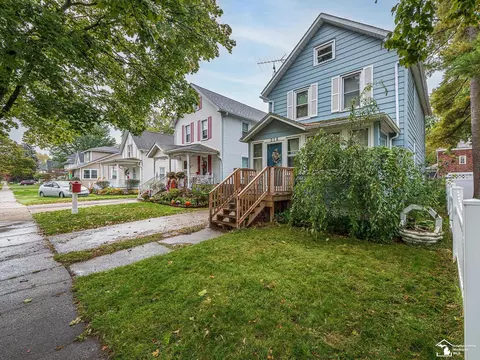 216 E Lorain, Monroe, MI 48162