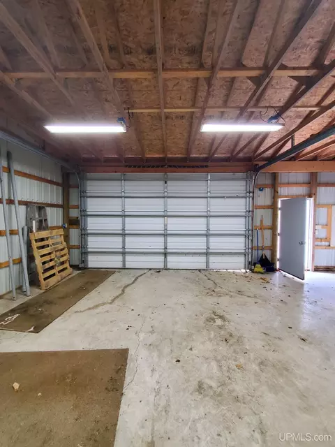 9896 S North Hulbert, Hulbert, MI 49748 photo 8