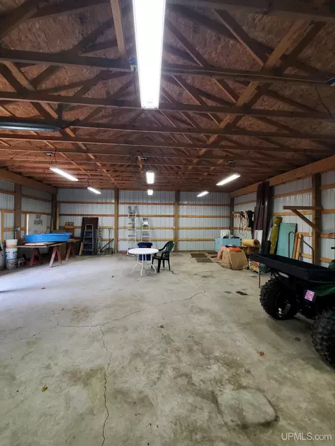9896 S North Hulbert, Hulbert, MI 49748 photo 12