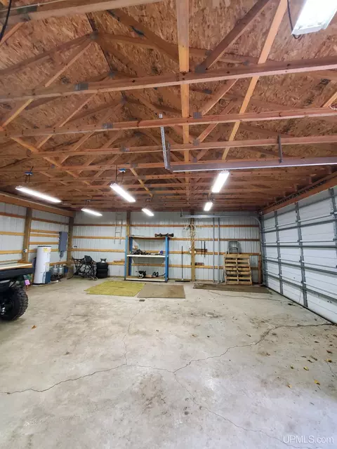 9896 S North Hulbert, Hulbert, MI 49748 photo 11