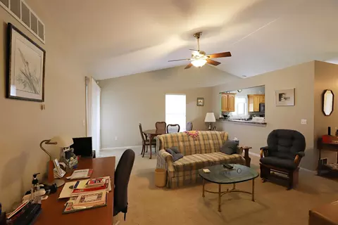 6294 Princess, Flushing, MI 48433 photo 5