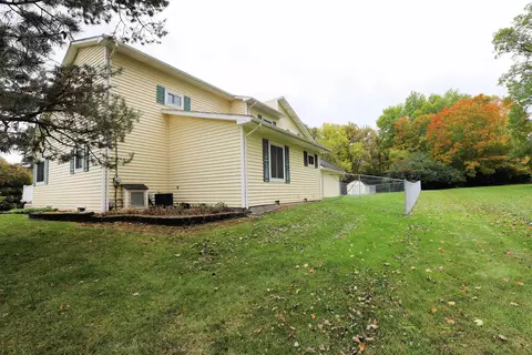 6145 River, Flushing, MI 48433 photo 28