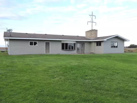 1126 E Parish, Kawkawlin, MI 48631 photo 3