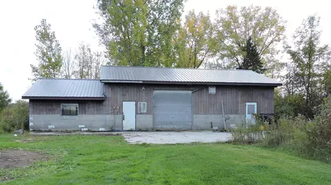 1126 E Parish, Kawkawlin, MI 48631 photo 4