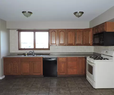 1126 E Parish, Kawkawlin, MI 48631 photo 8