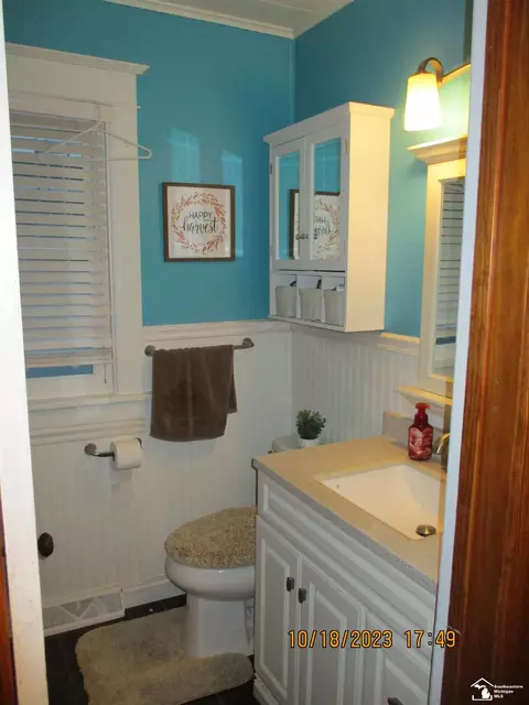 523 E 6th, Monroe, MI 48161 photo 11